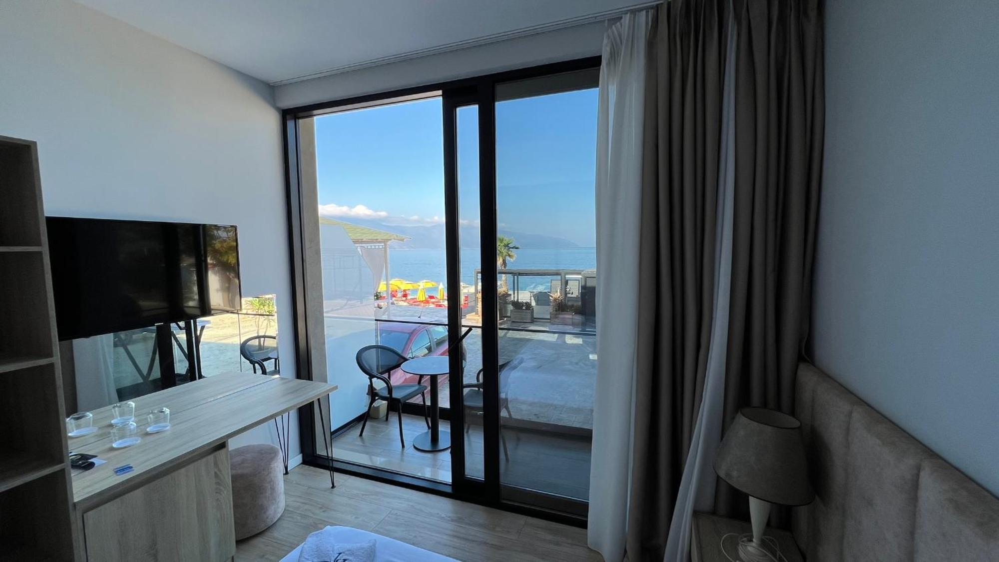 Villa Tramonto Vlore Radhimë エクステリア 写真