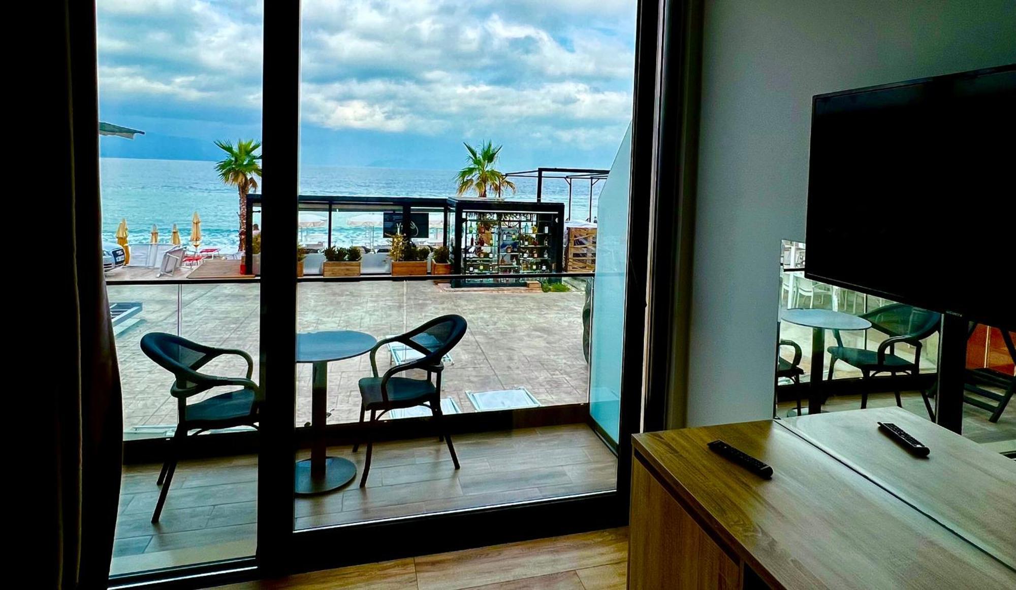 Villa Tramonto Vlore Radhimë エクステリア 写真